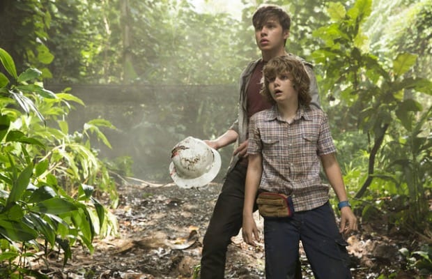 New ‘Jurassic World’ Photos Show A Revved-Up Chris Pratt